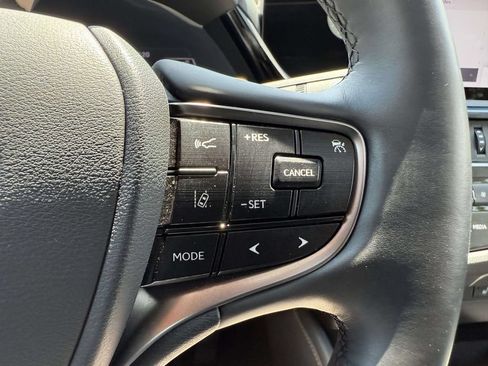 Used 2023 Lexus ES 350 w/ Premium Package FWD image 20