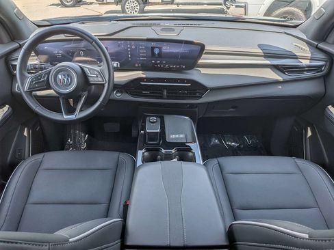Used 2025 Buick Enclave Preferred w/ Power Package FWD image 15