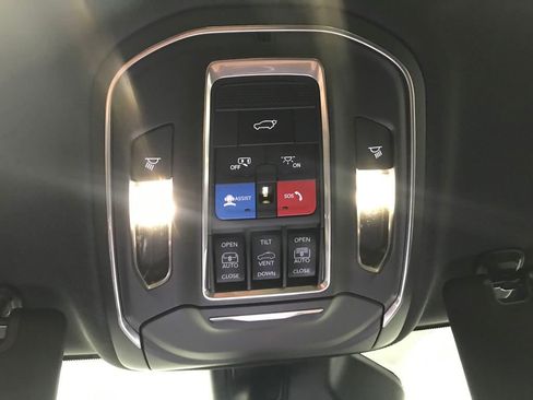 New 2025 Jeep Grand Cherokee L Limited image 28