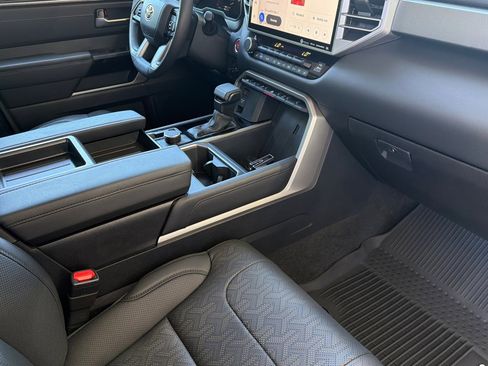 Used 2024 Toyota Tundra Limited w/ TRD Off-Road Package AWD/4WD image 19
