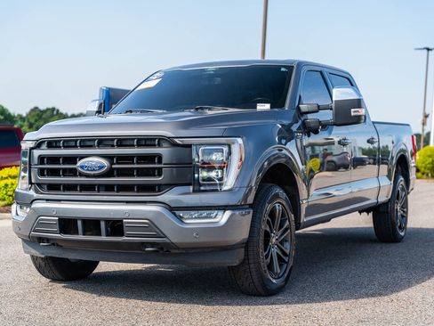 Used 2022 Ford F150 Lariat w/ Equipment Group 502A High AWD/4WD image 3