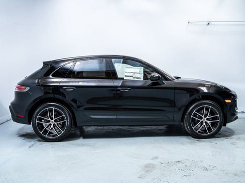 Certified 2026 Porsche Macan AWD/4WD image 8