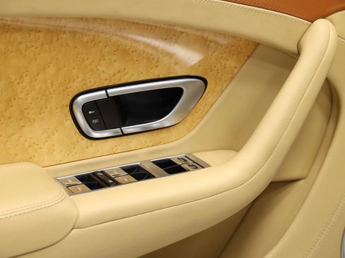 Used 2012 Bentley Continental GT AWD/4WD image 11