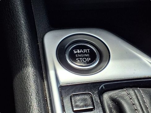 Used 2024 Nissan Sentra SV FWD image 10