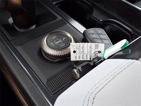 New 2025 GMC Hummer EV 2X image 13