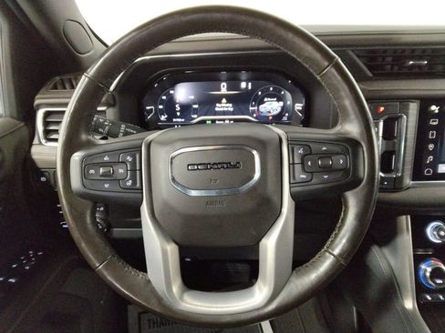 Used 2022 GMC Yukon Denali image 12