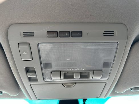 Used 2006 Lexus RX 330 AWD image 26