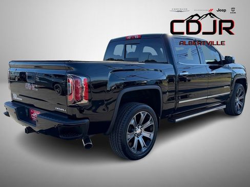 Used 2016 GMC Sierra 1500 Denali w/ Denali Ultimate Package image 3
