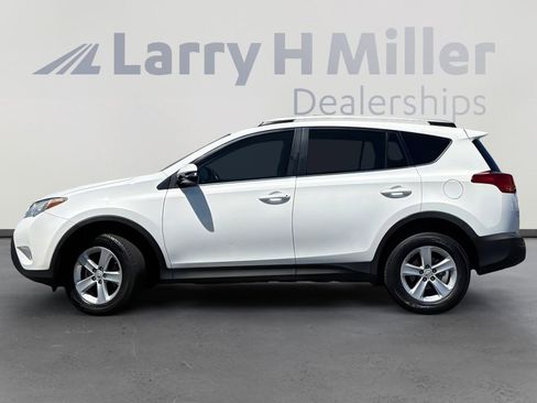 Used 2013 Toyota RAV4 XLE image 2