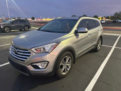 Used 2014 Hyundai Santa Fe GLS FWD image 8