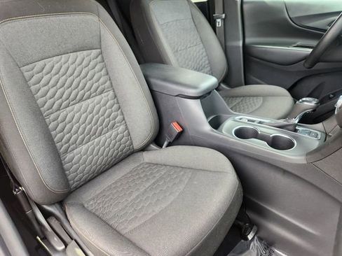 Used 2021 Chevrolet Equinox LT image 21