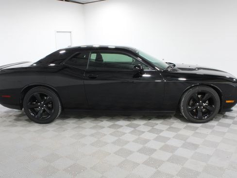 Used 2014 Dodge Challenger R/T w/ Blacktop Package RWD image 23
