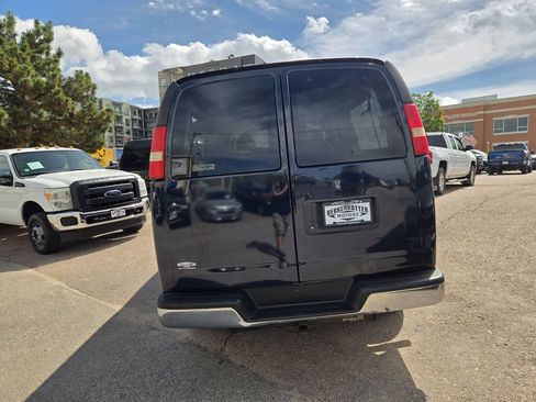 Used 2010 Chevrolet Express 3500 LT w/ LT Preferred Equipment Group RWD image 10
