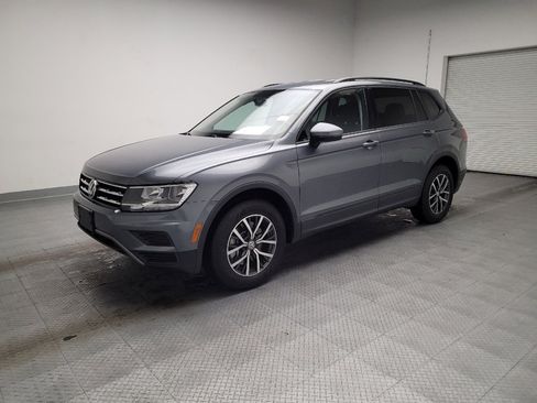 Used 2021 Volkswagen Tiguan S image 2