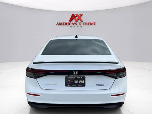 Used 2024 Honda Accord Sport image 5