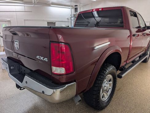 Used 2016 RAM 2500 ST w/ SXT Appearance Group AWD/4WD image 4