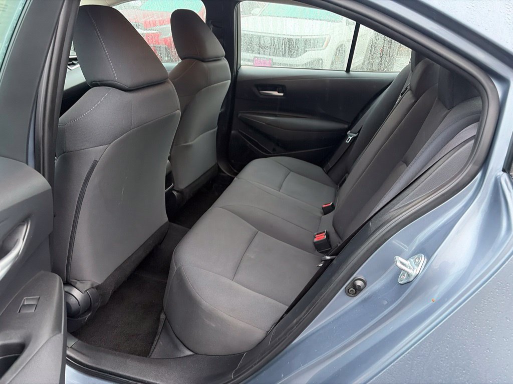 Used 2021 Toyota Corolla LE FWD image 18