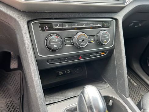 Used 2019 Volkswagen Atlas SE FWD image 31
