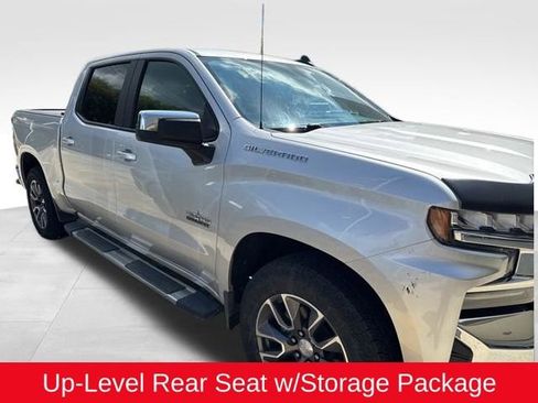 Used 2019 Chevrolet Silverado 1500 LT w/ Texas Edition image 10