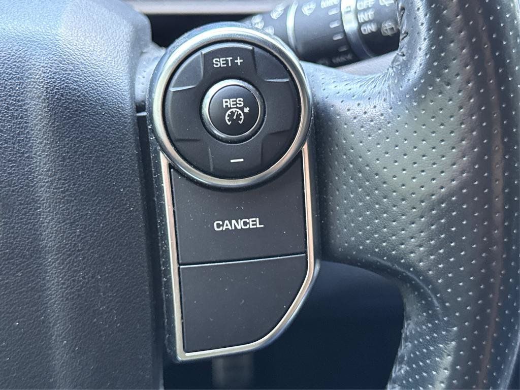 Used 2017 Land Rover Range Rover Sport SE AWD/4WD image 38