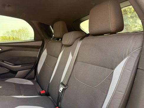 Used 2017 Ford Focus ST image 13