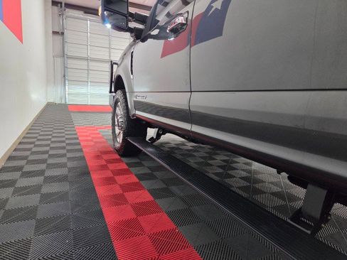 Used 2017 Ford F250 Platinum image 29