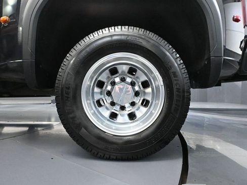 Used 2024 GMC Sierra 3500 Denali Ultimate image 16