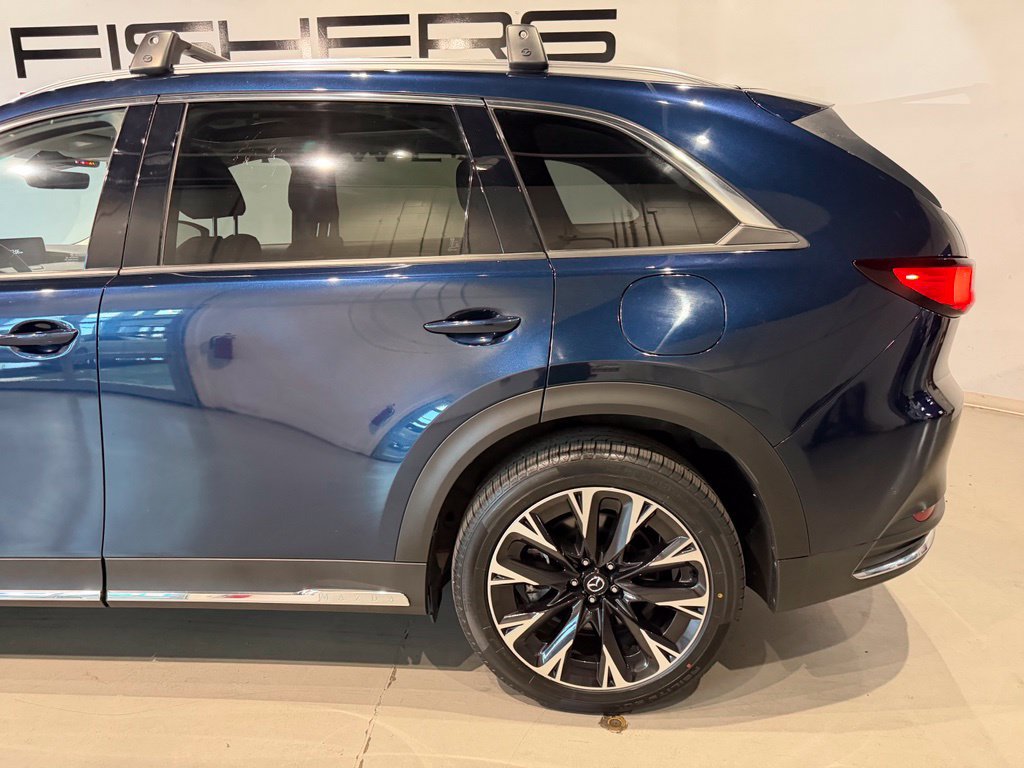 Used 2024 MAZDA CX-90 Plug-In Hybrid w/ Premium Pkg AWD/4WD image 6