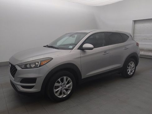 Used 2020 Hyundai Tucson SE image 2