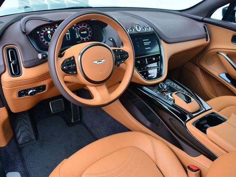 Used 2023 Aston Martin DBX 707 AWD/4WD image 3