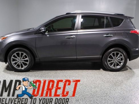 Used 2018 Toyota RAV4 Limited FWD image 10