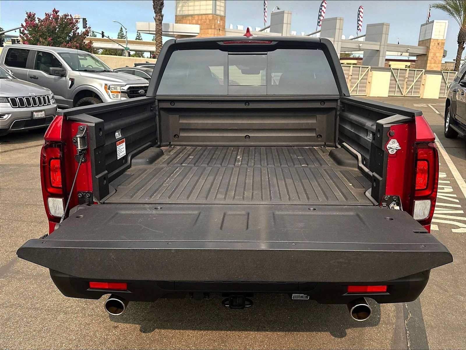Used 2025 Honda Ridgeline Black Edition image 37