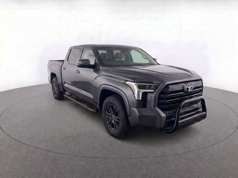 Used 2023 Toyota Tundra SR5 w/ SR5 Convenience Package image 1