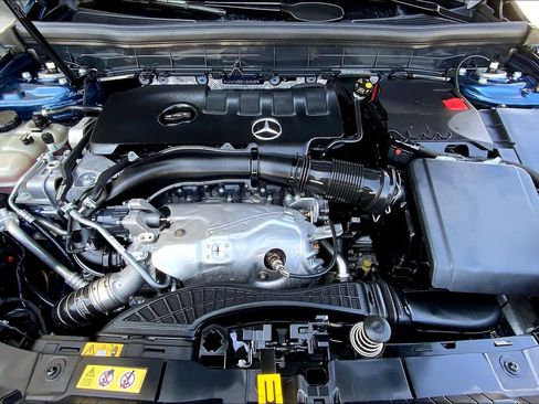 Used 2022 Mercedes-Benz GLB 250 image 23