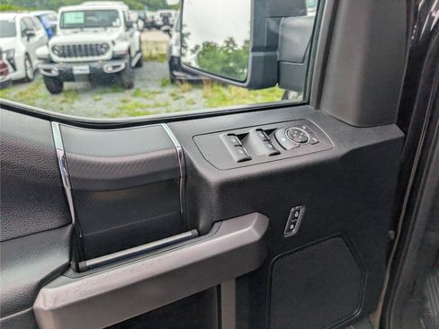 Used 2020 Ford F150 XLT w/ Equipment Group 302A Luxury AWD/4WD image 19