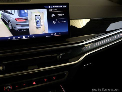 New 2026 BMW X7 xDrive40i w/ M Sport Package AWD/4WD image 25