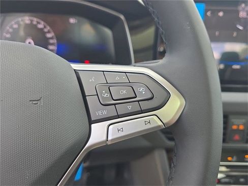 New 2025 Volkswagen Jetta SE image 19