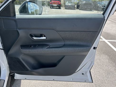 New 2026 Nissan Kicks SV w/ SV Premium Package image 42