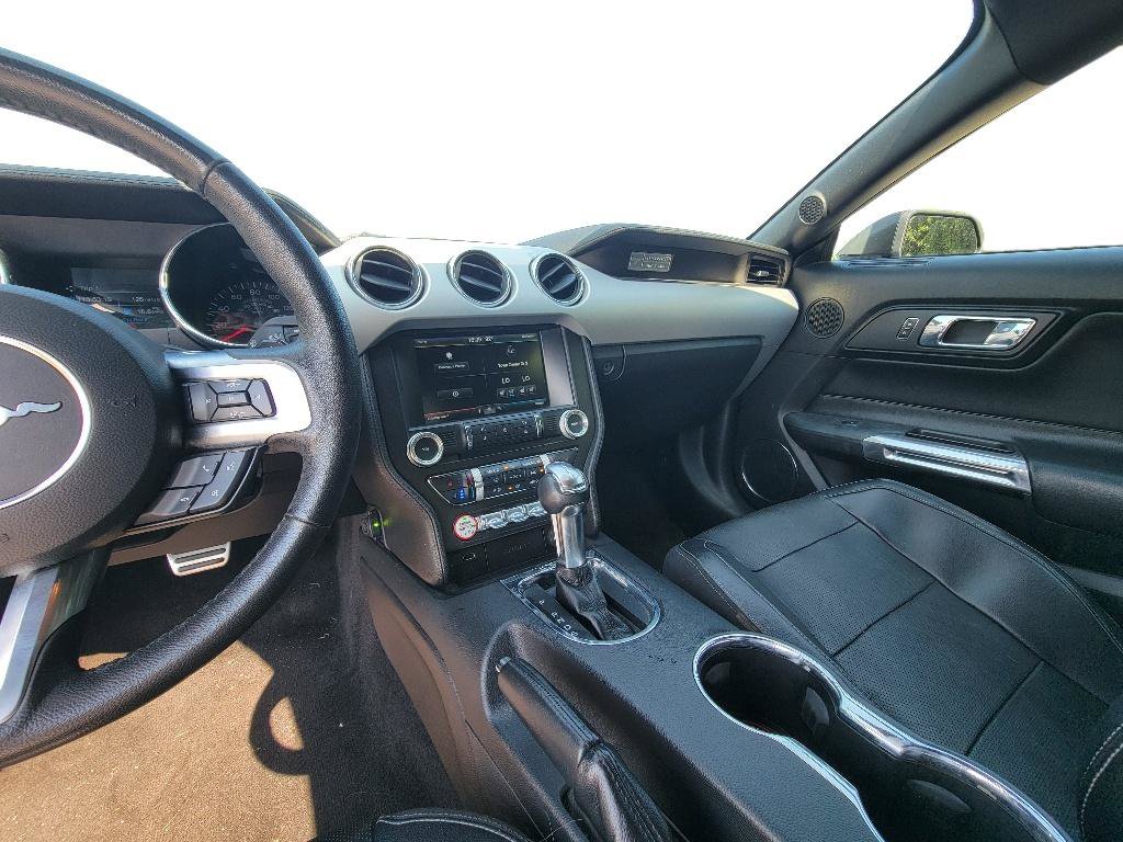 Used 2015 Ford Mustang GT Premium w/ Equipment Group 401A RWD image 16