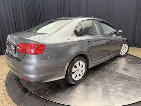 Used 2013 Volkswagen Jetta S image 9