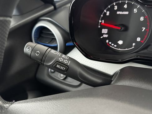 Used 2025 Chevrolet Trax LS image 27