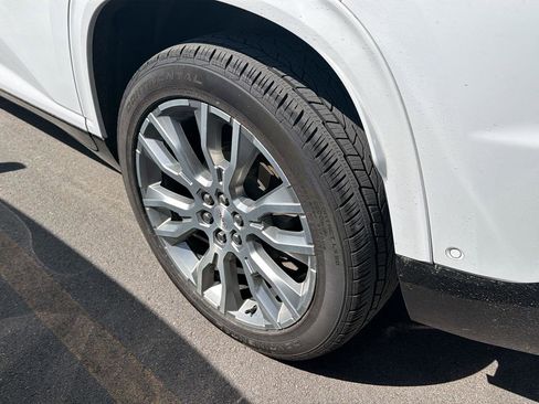 Used 2024 GMC Acadia Denali w/ Super Cruise Package AWD/4WD image 10