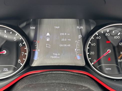 Used 2017 Jeep Compass Trailhawk w/ Cold Weather Group AWD/4WD image 21