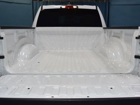 Used 2024 RAM 1500 Laramie image 28