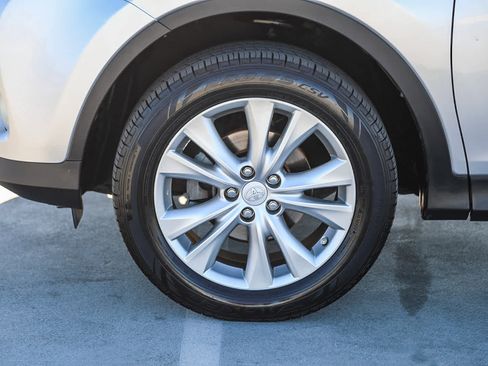 Used 2013 Toyota RAV4 Limited image 10