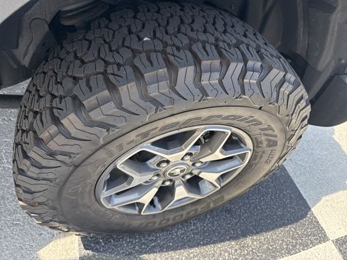Used 2025 Ford Bronco Badlands AWD/4WD image 9
