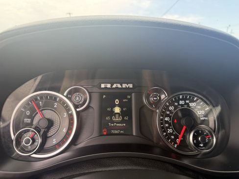 Used 2022 RAM 2500 Tradesman w/ Chrome Appearance Group AWD/4WD image 20
