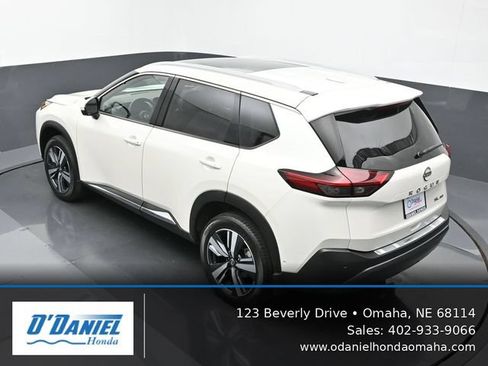 Used 2023 Nissan Rogue SL w/ SL Premium Package AWD/4WD image 15