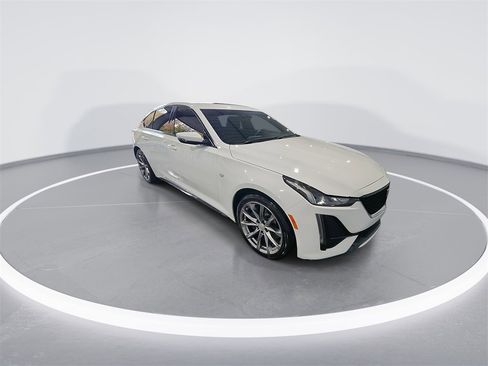 Used 2020 Cadillac CT5 Sport image 2