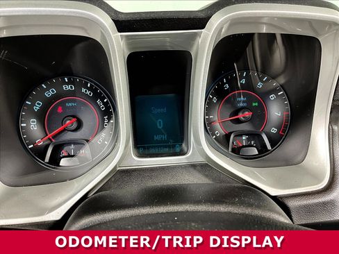 Used 2015 Chevrolet Camaro LT RWD image 12